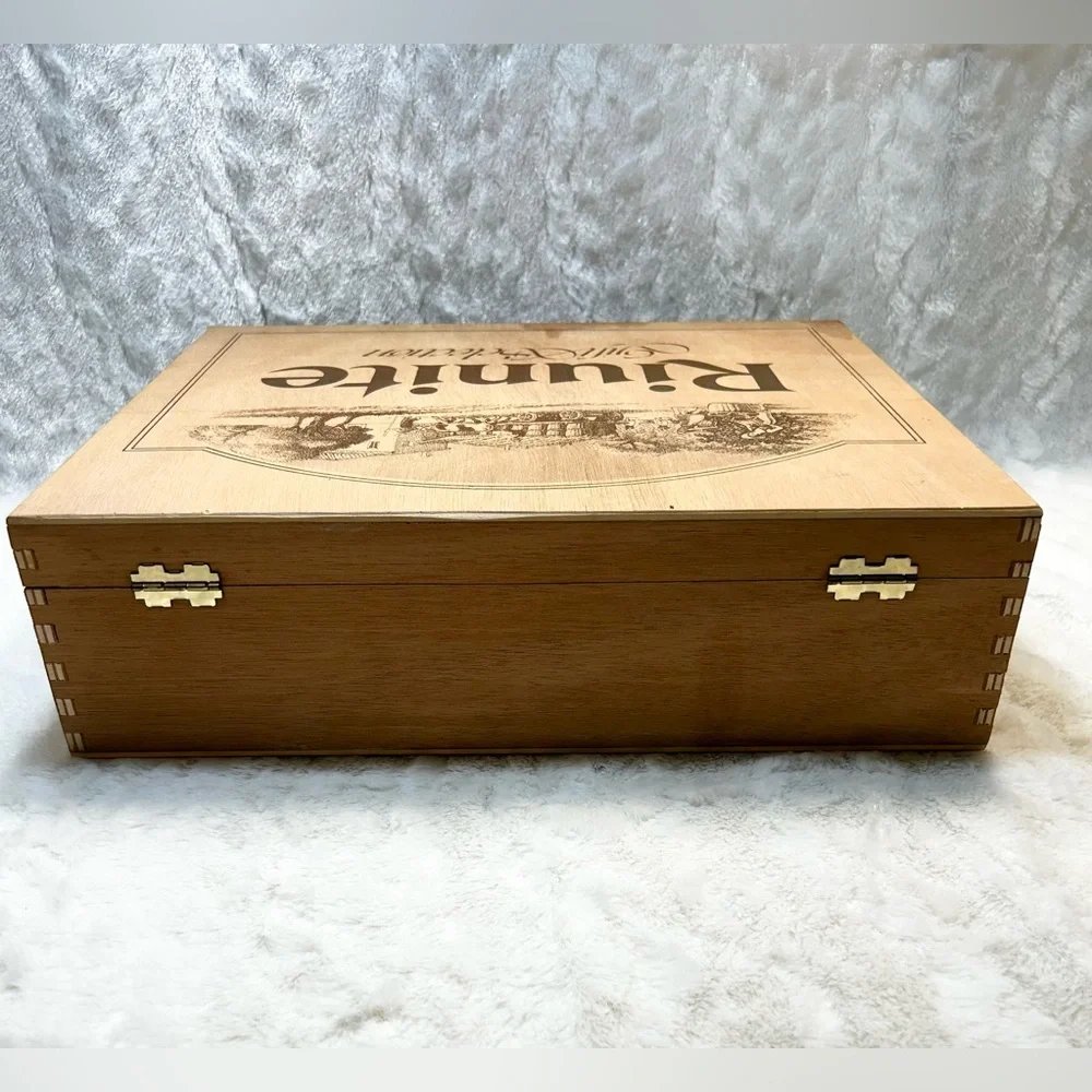 Vintage Riunite Wooden Wine Crate Box Storage Crate Made in Italy